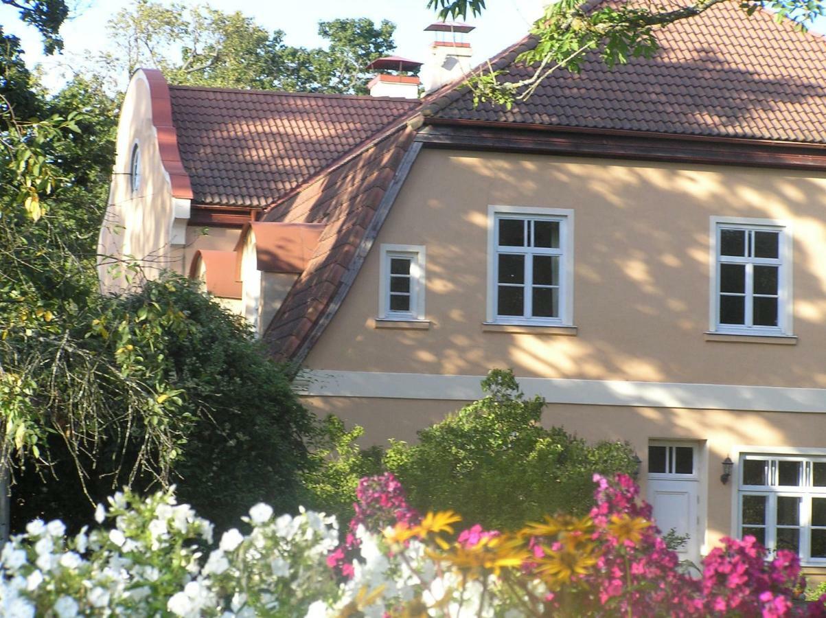 Maras Manor Hotel Turlava Kültér fotó
